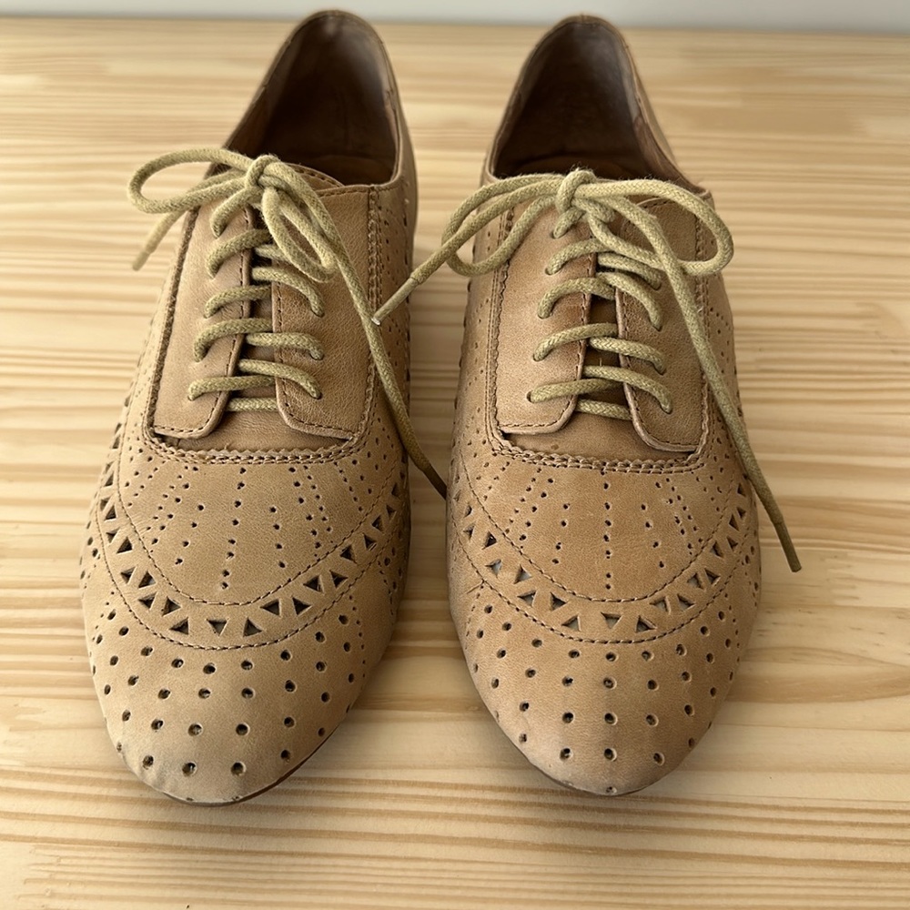 SOLD!Jeffery Campbell of California Lace up Oxford Saddle Loafers,Tan,size 7.5
